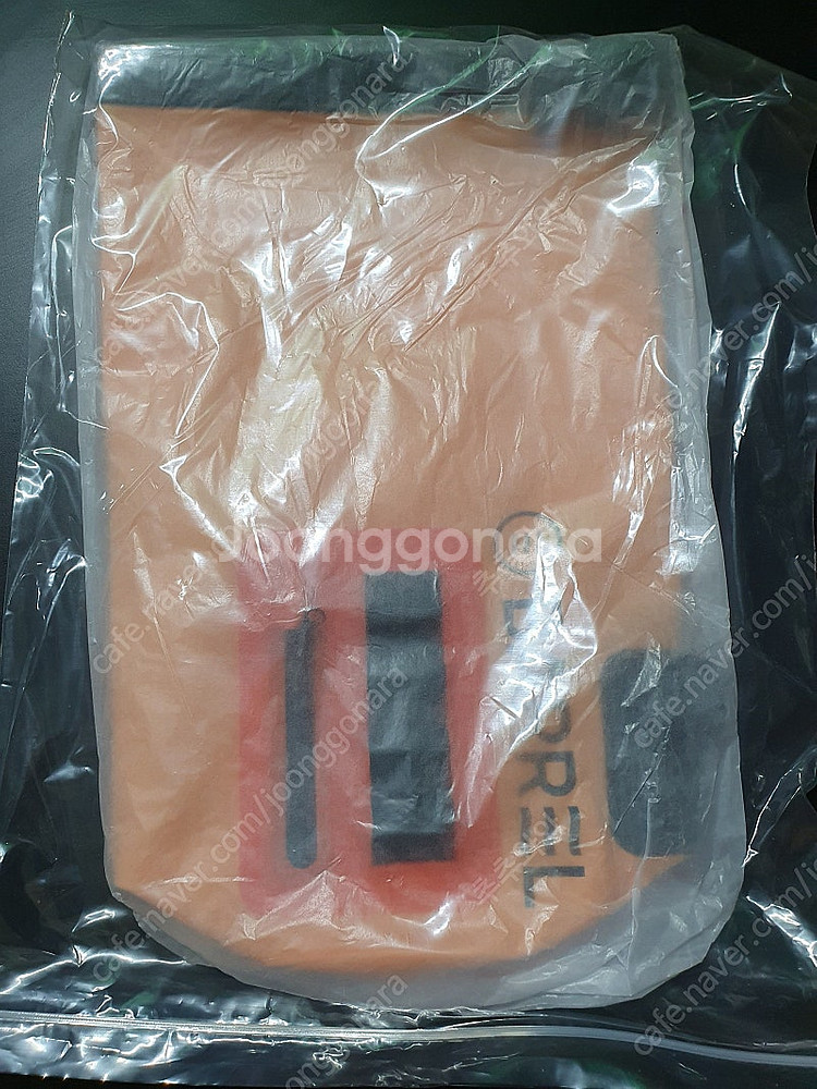 배럴 서퍼 드라이백 4L 판매합니다--0
