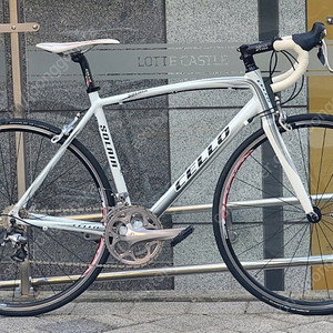 로드자전거 105 20단 첼로 솔레이어 팝니다