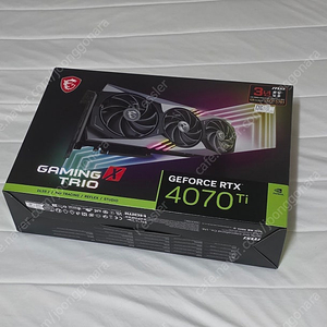 지포스 MSI RTX 4070 Ti 게이밍 X 트리오 그래픽카드 팝니다