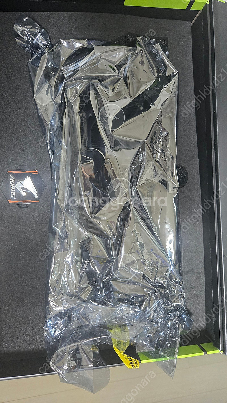 gigabyte rtx 3080 aorus master...--0
