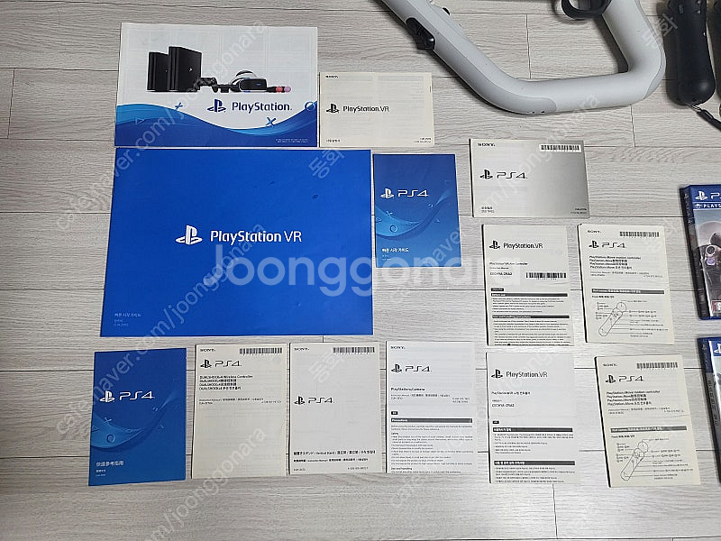 플스4, VR, 게임DVD 등등 포함 셋트 판매합니다....--6