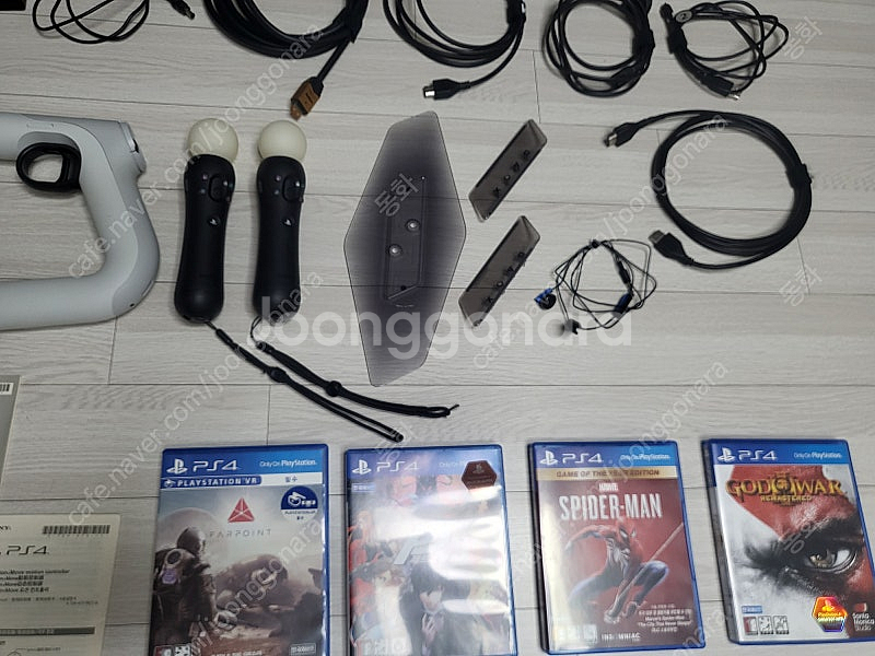 플스4, VR, 게임DVD 등등 포함 셋트 판매합니다....--7