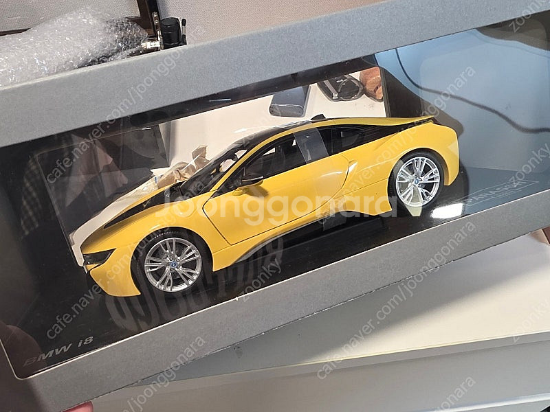 파라곤 BMW i8 1:18 다이캐스트 모형자동차--0