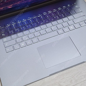 서피스북3 15인치 i7 16GB 256GB 외장그래픽포함 / 필기가능