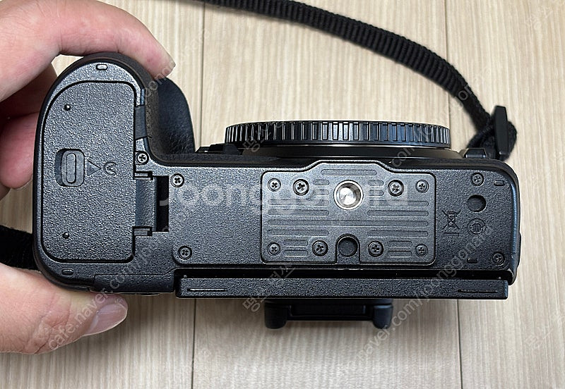 니콘 Z6 & Z24-70 Kit, Z35mm F1.8...--6