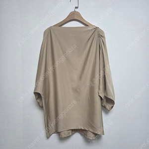 르베이지 가오리핏 블라우스 진베이지(M)