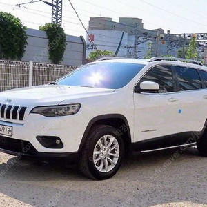 중고차 지프 체로키(KL) 2.4 AWD 론지튜드 하이 부부중고차 중고차할부 ★ 여유자금 ★ 수원 ★
