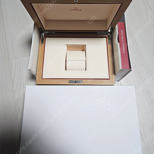 Sale 세일 ! 정품 OMEGA 오메가 여자 시계 박스 파우치형 / 오메가 시계 원목 박스 / 오메가 여성용 시계 리본 케이스 판매합니다 :)