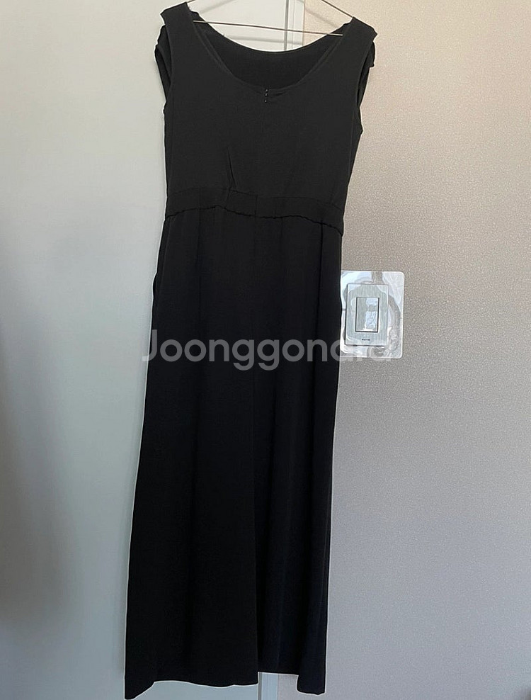 쉬즈미스 민소매 점프수트 55. 루치아노 최 원피스--6