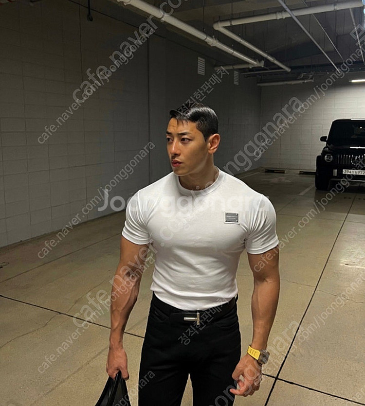 [새상품] 볼란테 프리미엄 머슬 탭 티셔츠 블랙/화이트--1