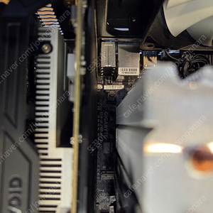 i7-7700k, 기가 B250m, RAM 8g x2, SSD 500G 팝니다.