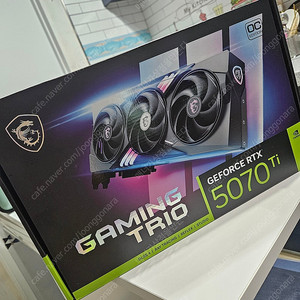 미개봉 MSI RTX 5070 Ti 게이밍 트리오OC
