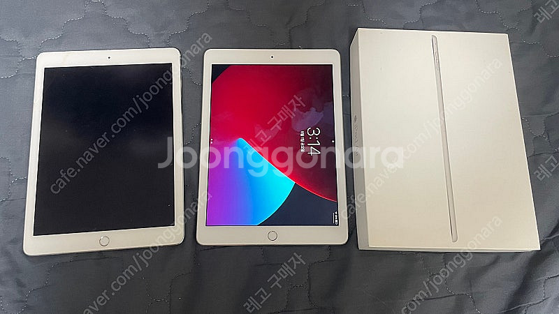 iPad Air 2 아이패드 에어2 실버 두개 팝니다--0
