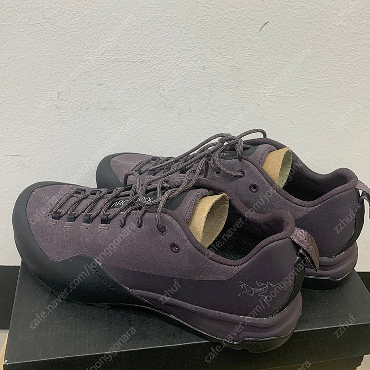 아크테릭스 컨실ar w uk4.5사이즈 230 235--1