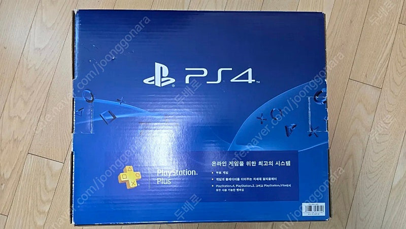 PS4 본체 + 게임2개 상태 좋습니다. 박스포함 전구성 이미지