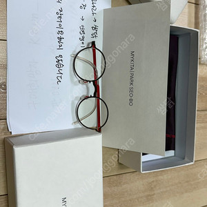 마이키타_MYKITA 박서보콜라보 레드컬러 판매합니다