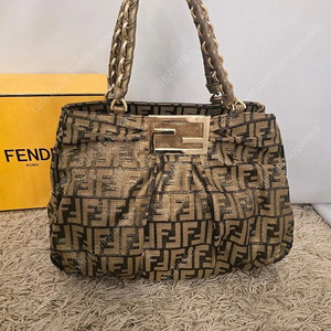 FENDI 정품 주카 숄더백