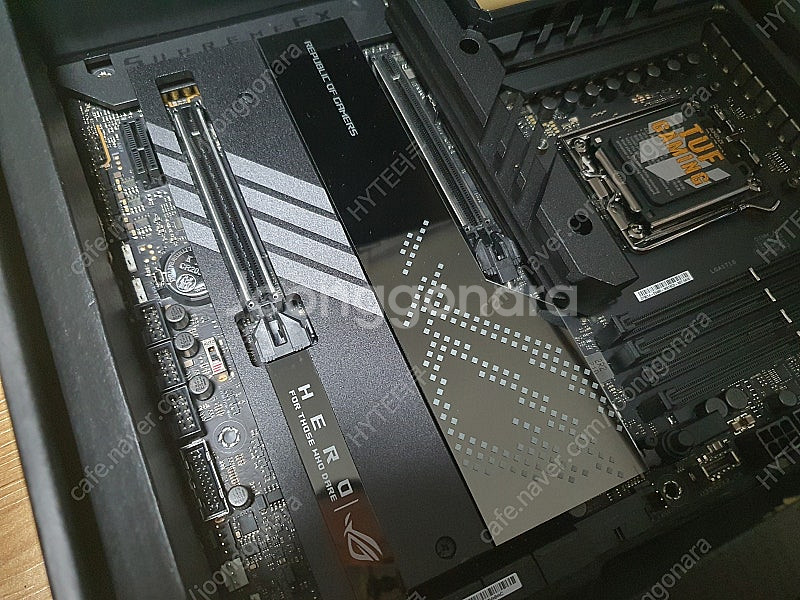 긱바X670E HERO,B650M AORUS AX IC--7
