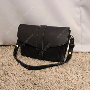 MARNI 마르니 언더암 블랙가방