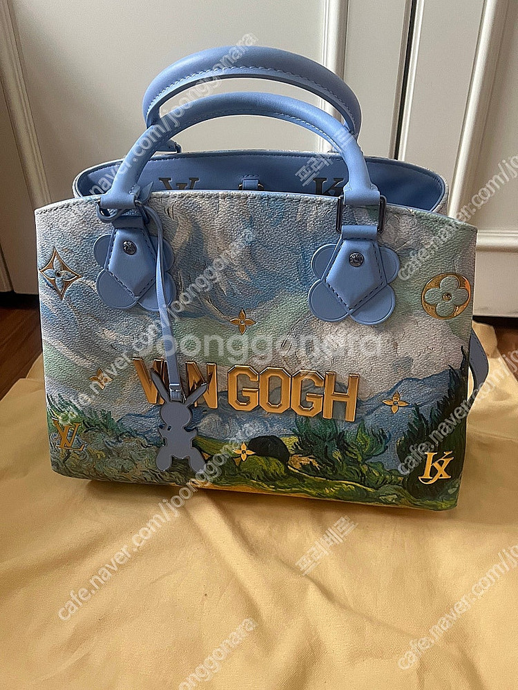 루이비통 반고흐 몽테뉴 제프쿤스 VAN GOGH--0