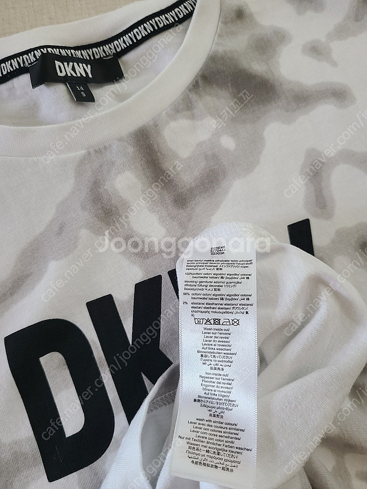 Dkny티셔츠--2
