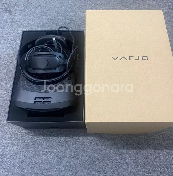 [ VR ] VARJO AERO VR 중고 팝니다--2