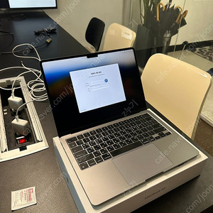 맥북에어 13인치 m2 8GB RAM / 256GB SSD
