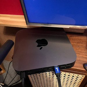 맥미니 2018 3.2ghz 6코어 /램 32gb/hdd500gb