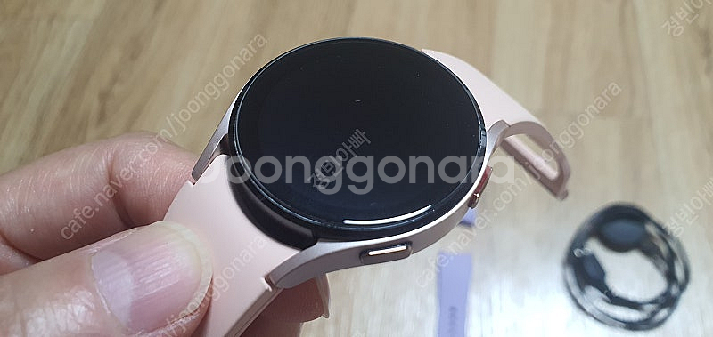 워치4 40mm 핑크골드 블루투스--1