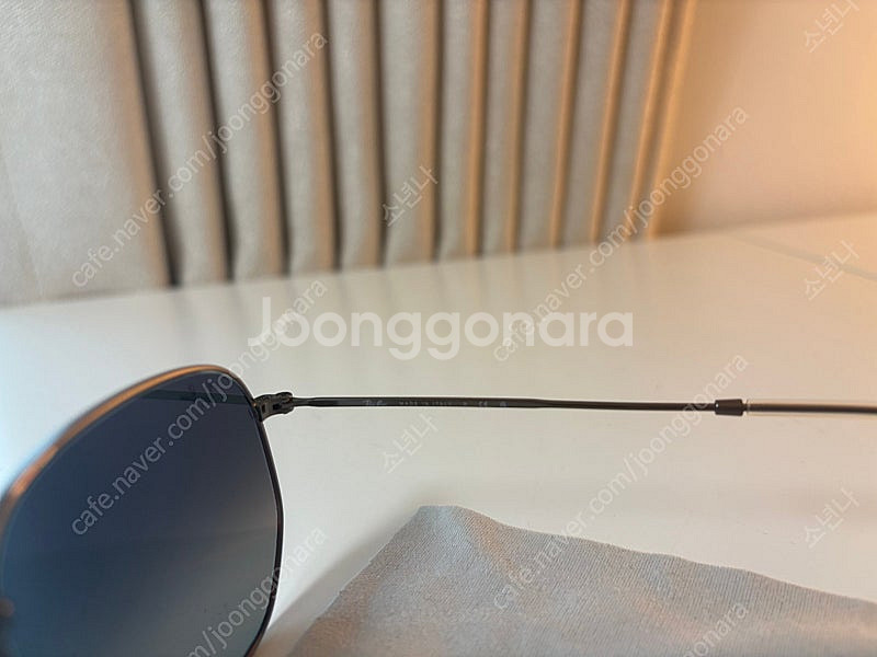 레이벤 3584N 헥사곤 김나영 뷔 선글라스 그레이--5