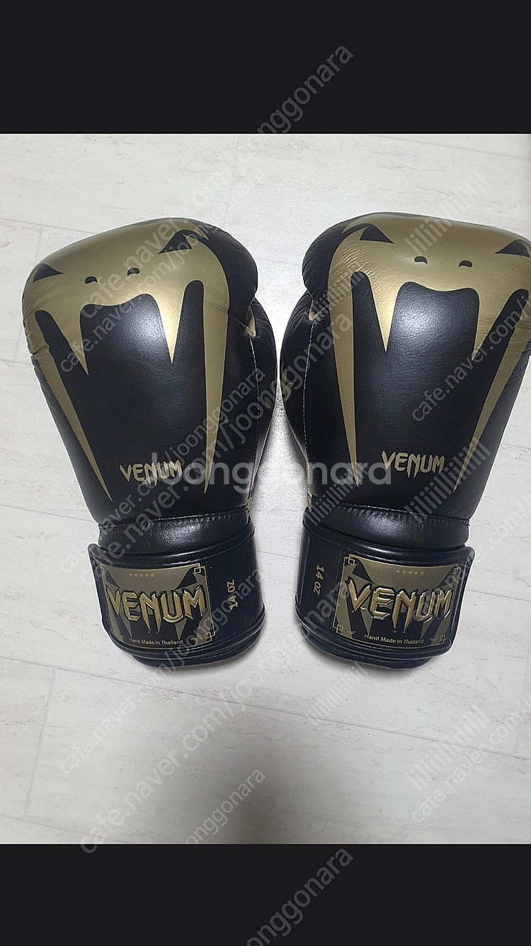 베넘 자이언트3.0 블랙 골드 팝니다--3