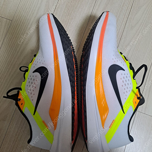 나이키 윈플로10 런닝화