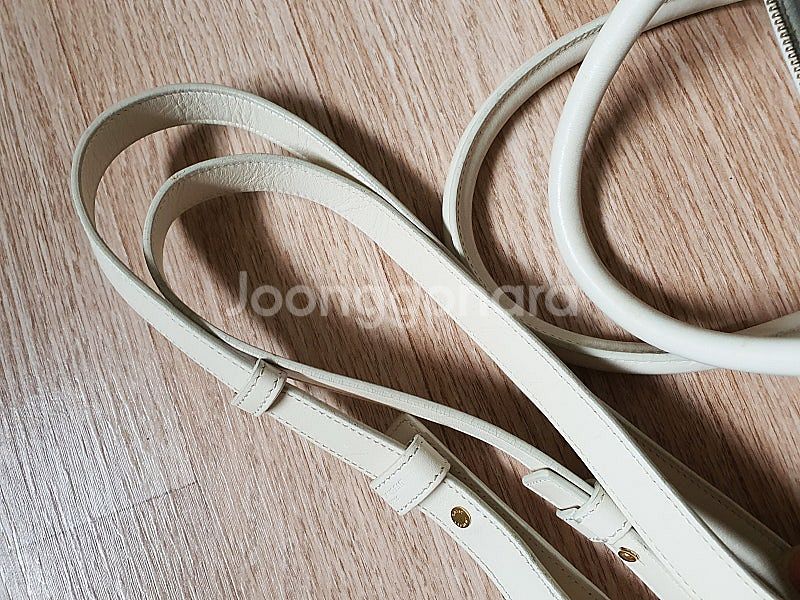 생로랑 더플백 보스턴백 (토트백 숄더백으로 가능)--4