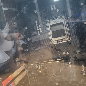 Asrock a620m-hdv/m.2 라이젠 AM5 메인보드 (AS 1년 반 정도 남음)
