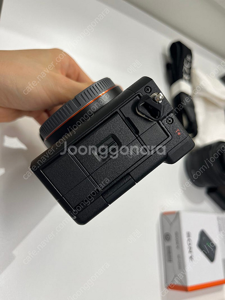 소니 a7c2 sel2860 번들킷 풀박 팝니다--6