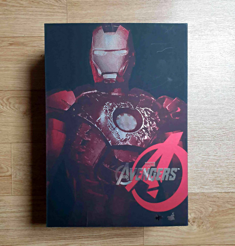 핫토이 아이언맨 마크7 배틀데미지 12인치 피규어 이미지