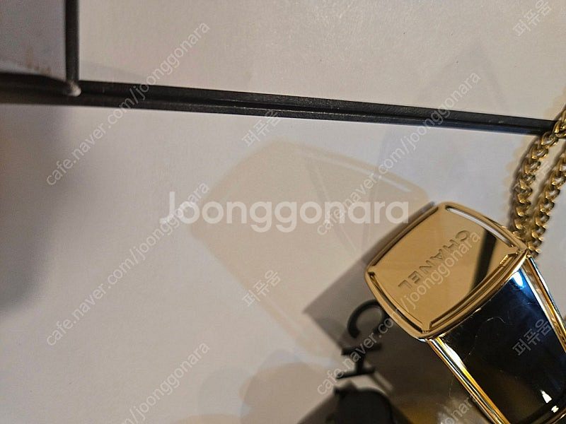 샤넬 한정판 넘버5 펄스 스프레이 블랙--1