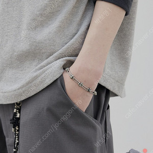 해칭룸 팔찌 Bone bracelet