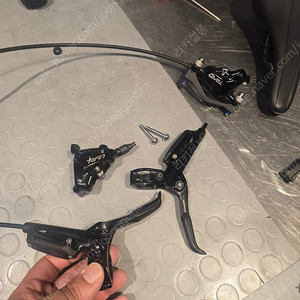 스램 얼티메이트 브레이크팔아요