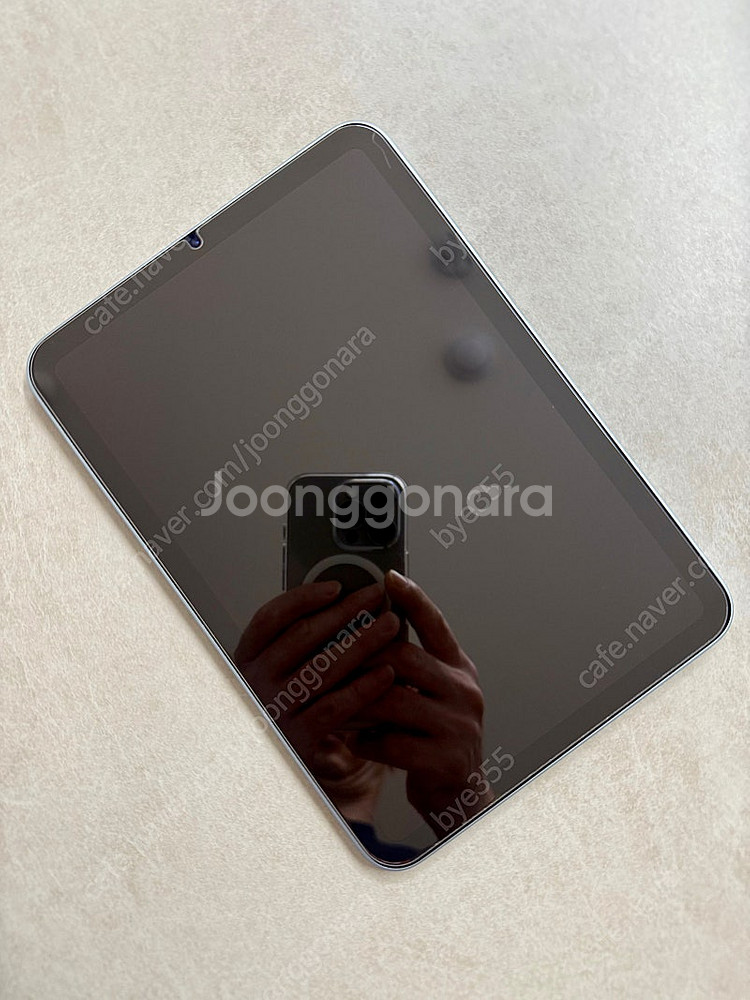 아이패드 미니7 WIFI 128 블루 색상 판매합니다--0