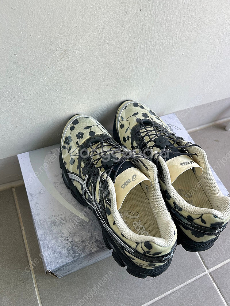 아식스 세실리아반센 옐로우 245--0