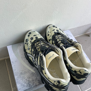 아식스 세실리아반센 옐로우 245