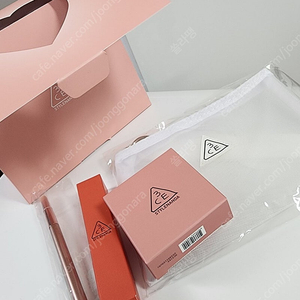 3CE 립+섀도우+파우치+선물포장(새상품/택포가)