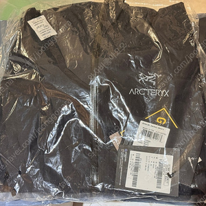 아크테릭스 제타 SL 스몰, 미디움 사이즈 미시착 새상품 ARCTERYX ZETA SL