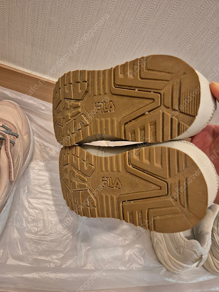 휠라 여아운동화 230.240 세개일괄--8