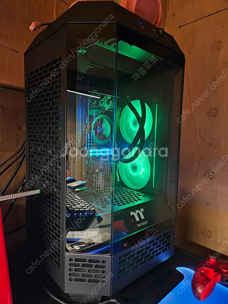 9800x3d 9070xt 스틸레전드 미니 타워 팝니다...--1