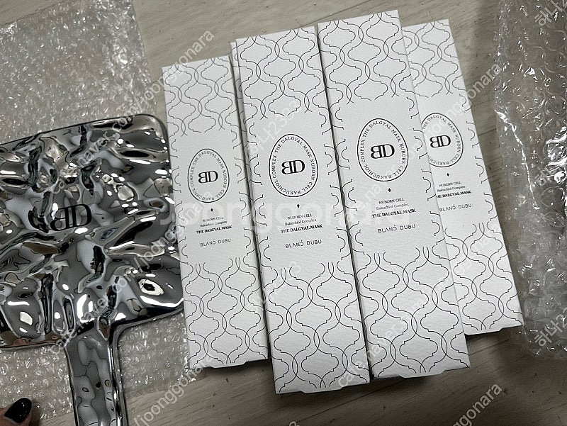 블랑두부 누본셀 선크림 13000원 , 달걀팩 1600...--0