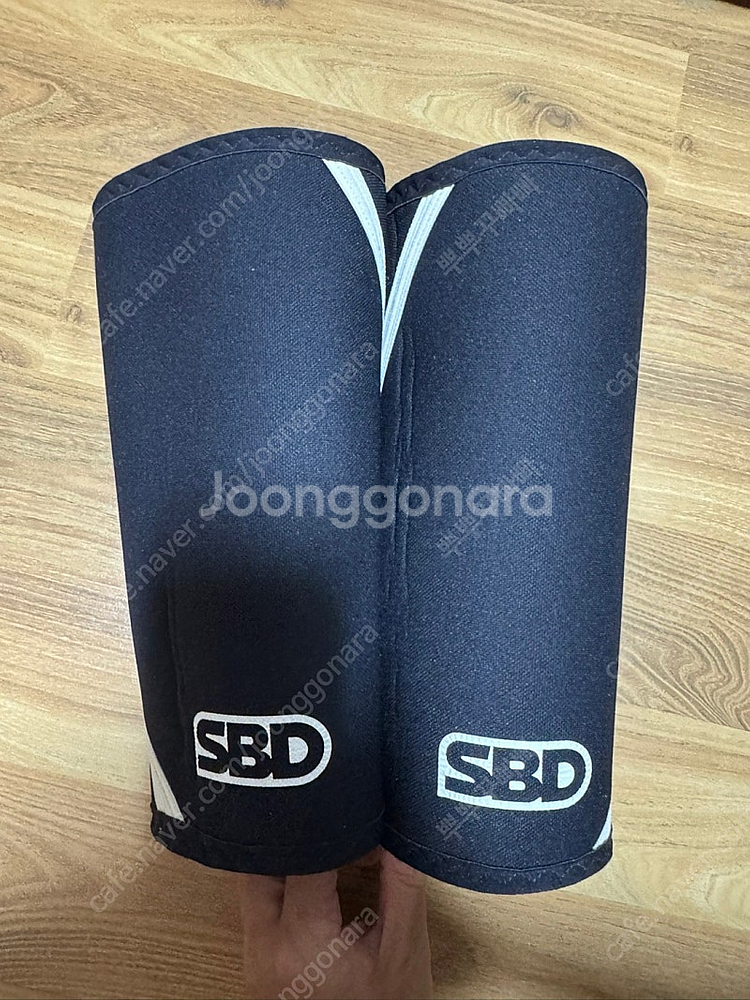 SBD 니슬리브 모멘텀 L 사이즈 판매합니다.--0
