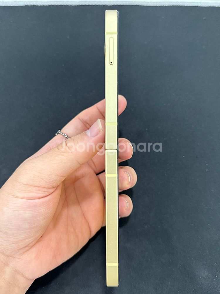 갤럭시Z플립6 옐로우 256GB F741 45만원 깨끗...--3