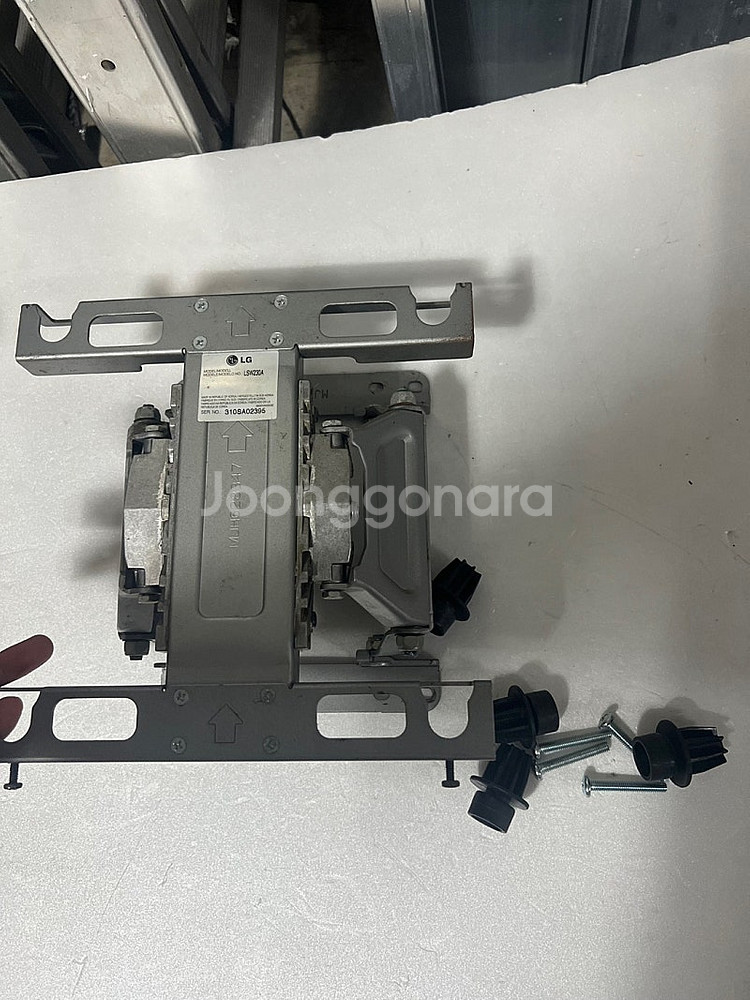 LG 벽걸이 티비 브라켓 42인치 까지~베사 200 t...--6